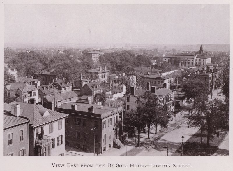 Udsigt øst fra De Soto Hotel, Liberty Street (s/h foto) af American Photographer (after)
