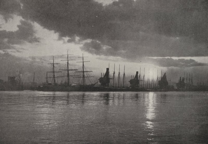 Boston: "Outward Bound" (s/h-foto) af American Photographer