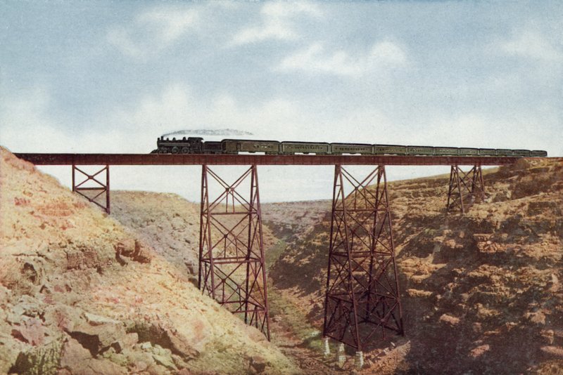 Canyon Diablo, Arizona (farvet foto) af American Photographer