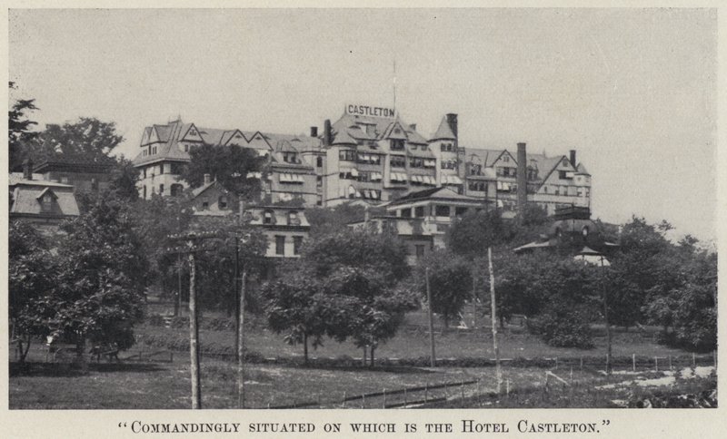 "Befalende beliggende, hvor er Hotel Castleton" (s/h-billede) af American Photographer