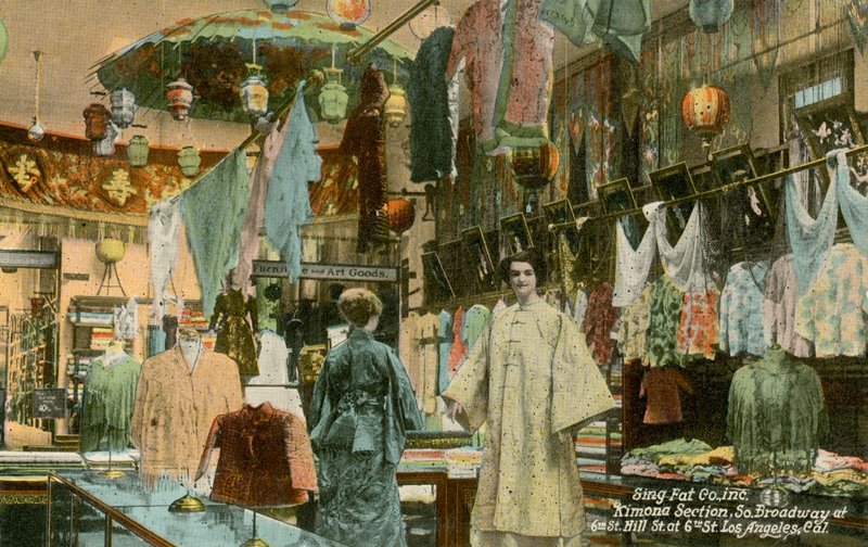 Kimono-afdeling, Sing Fat-butik, Los Angeles, Californien, USA (farvefoto) af American Photographer