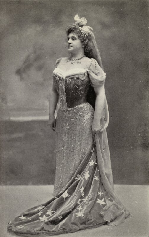 Marcella Sembrich, som Astrifiammante, nattens dronning, i "Tryllefløjten" (s/h-foto) af American Photographer