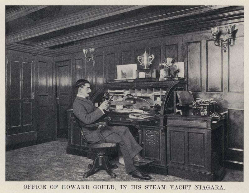 Howard Goulds kontor i hans Steam Yacht Niagara (s/h foto) af American Photographer