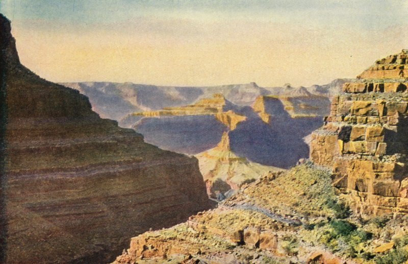 På Hermit Trail, Grand Canyon National Park (farvefoto) af American Photographer