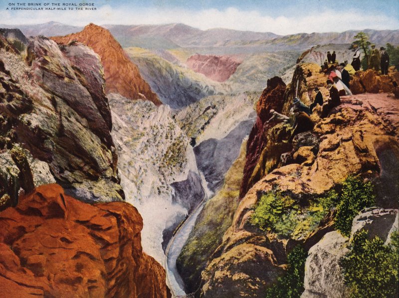 På kanten af Royal Gorge (farvefoto) af American Photographer