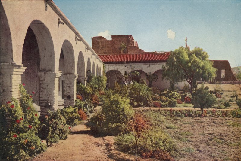 San Juan Capistrano Mission, Californien (farvet foto) af American Photographer