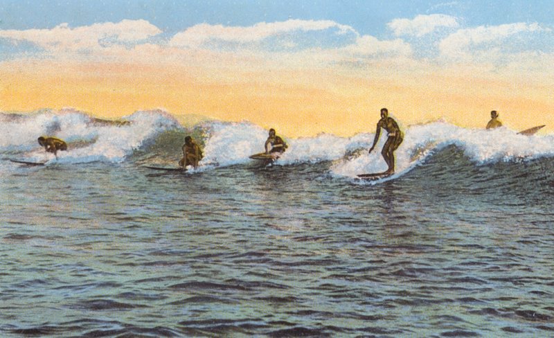 Surf Riders, Hawaii (farvefoto) af American Photographer
