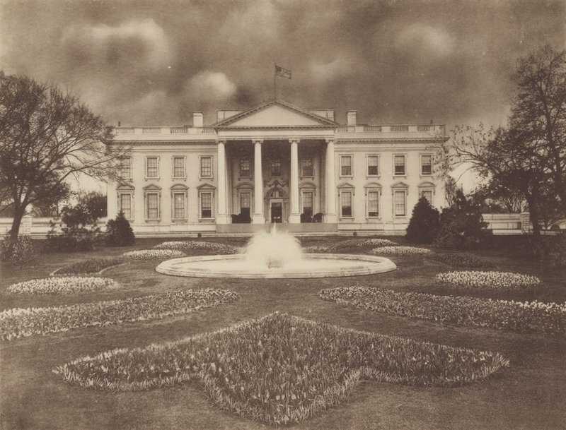 Det Hvide Hus (s/h-foto) af American Photographer