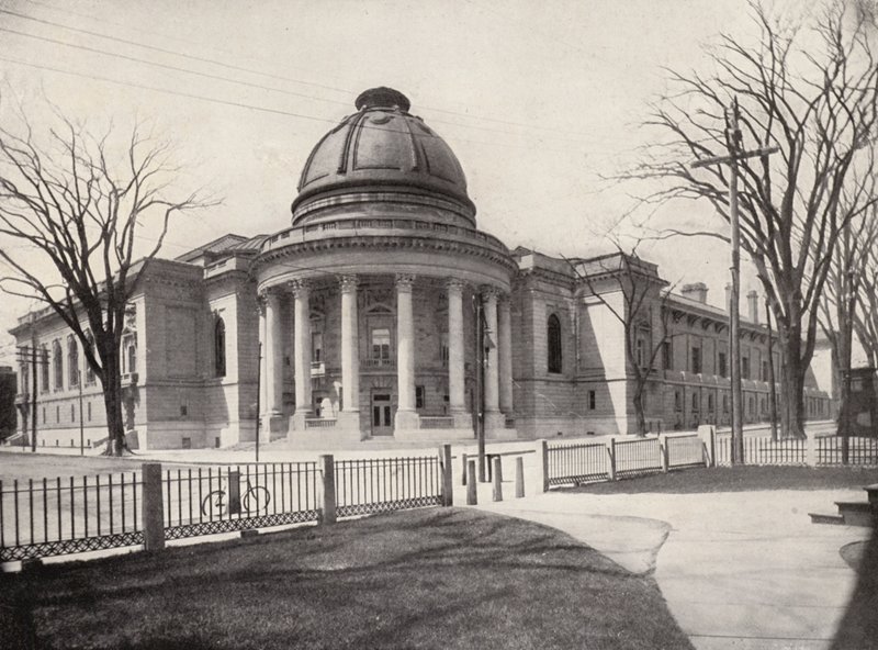 Yale University: "Rotunda", Woolsey Hall til venstre, Yale Dining-Hall til højre (s/h-foto) af American Photographer