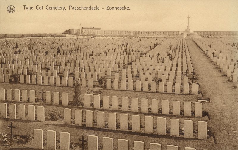 Tyne Cot Cemetery i Passchendaele af Belgian Photographer