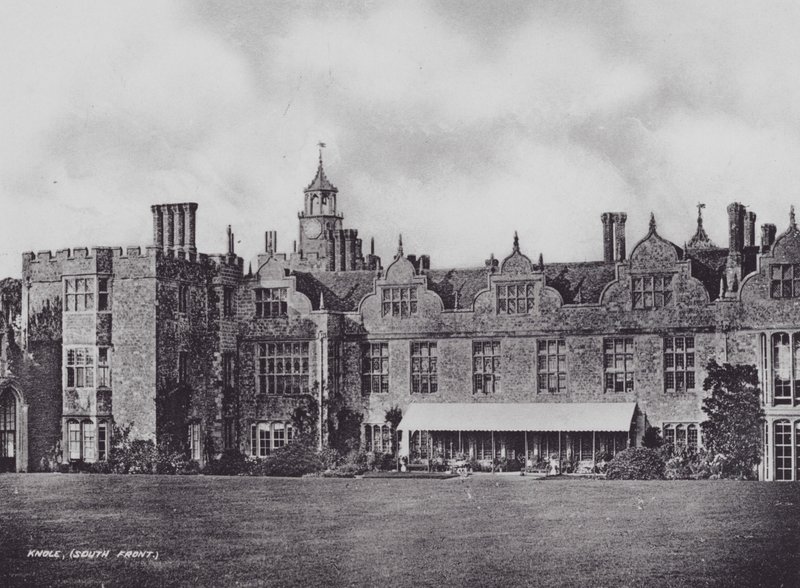 Knole, South Front (s/h foto) af Charles Essenhigh Corke