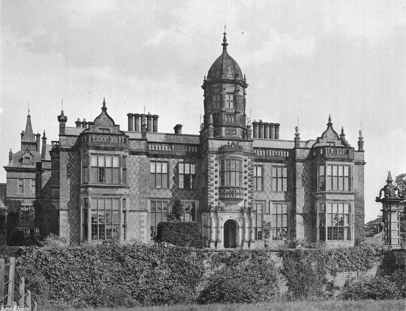 Arley Hall af Charles Latham