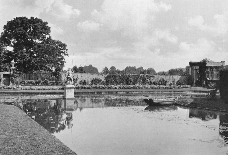 I Westbury: A Clairvoyee and te Smaller Pavilion af Charles Latham