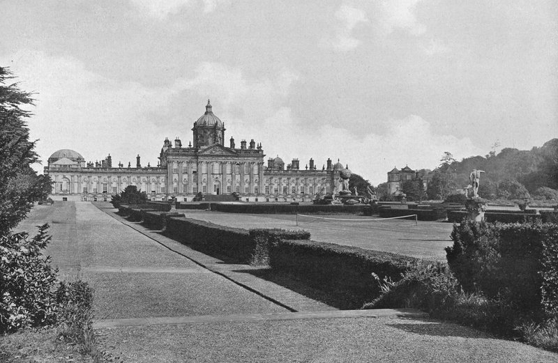 Castle Howard fra syd af Charles Latham