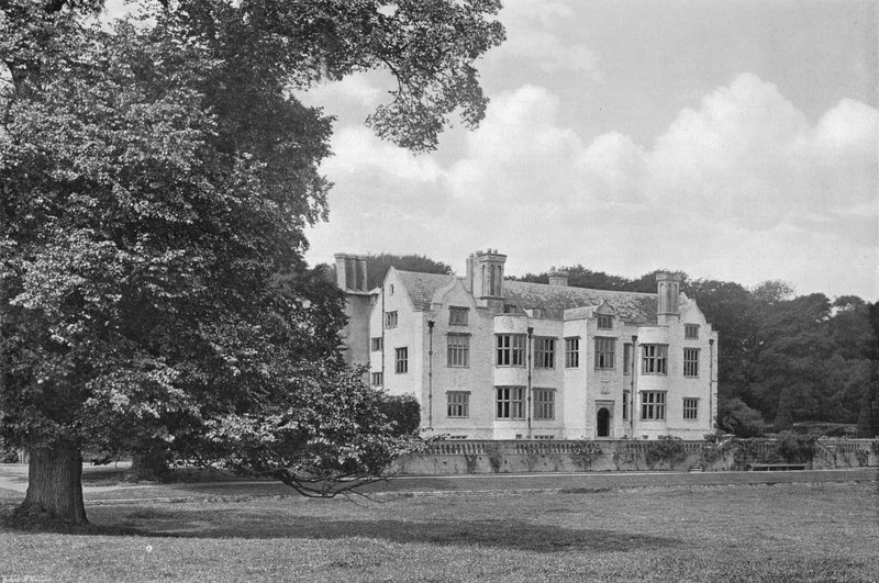 Glynde af Charles Latham