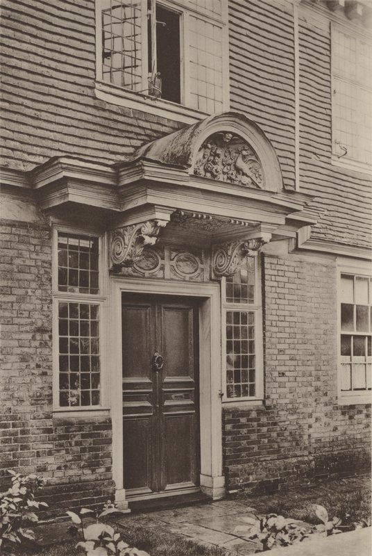 Hus ved Burwash, Doorway af Charles Latham