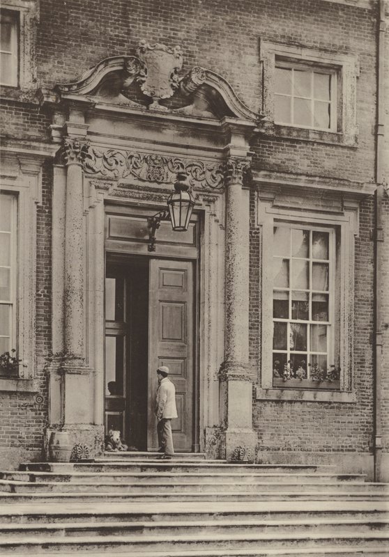 Raynham Hall, Norfolk, indgangen af Charles Latham