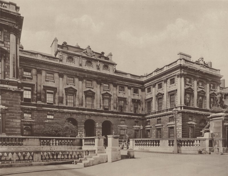 Somerset House, udsigt i gårdhaven af Charles Latham