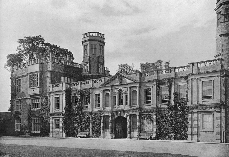 Southern Front, af Inigo Jones af Charles Latham