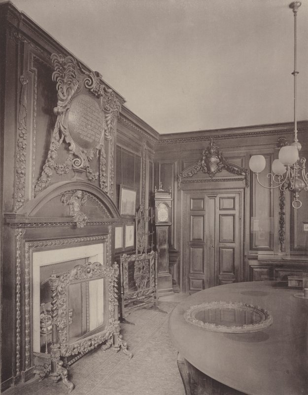 The Hall of the Brewers Company, Retssal af Charles Latham