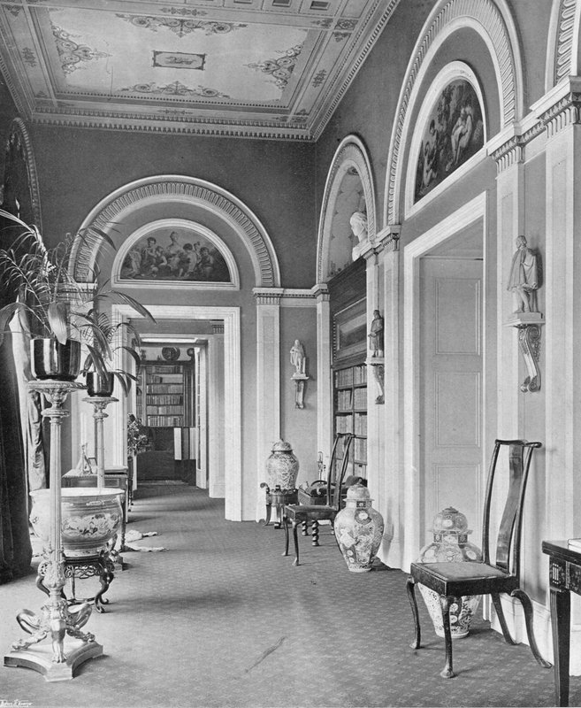 Bibliotekskorridoren af Charles Latham