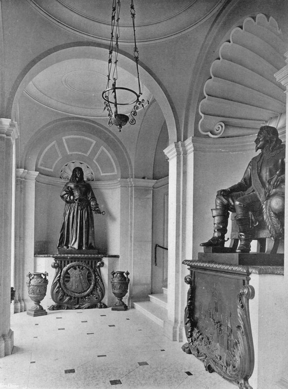 The Marble Stairway (s/h foto) af Charles Latham