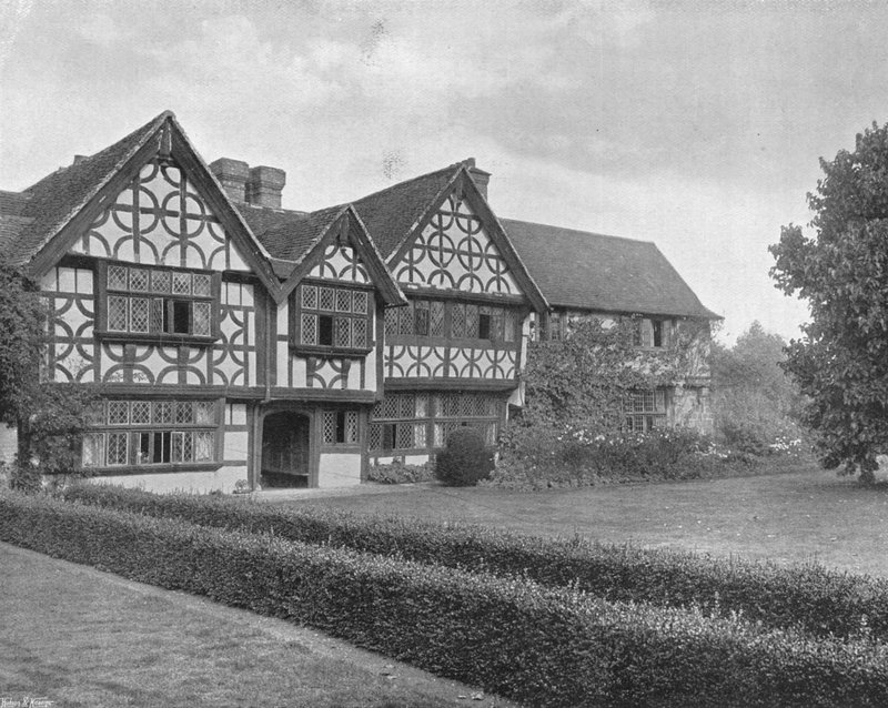 Den gamle herregård og morbærtræet af Charles Latham