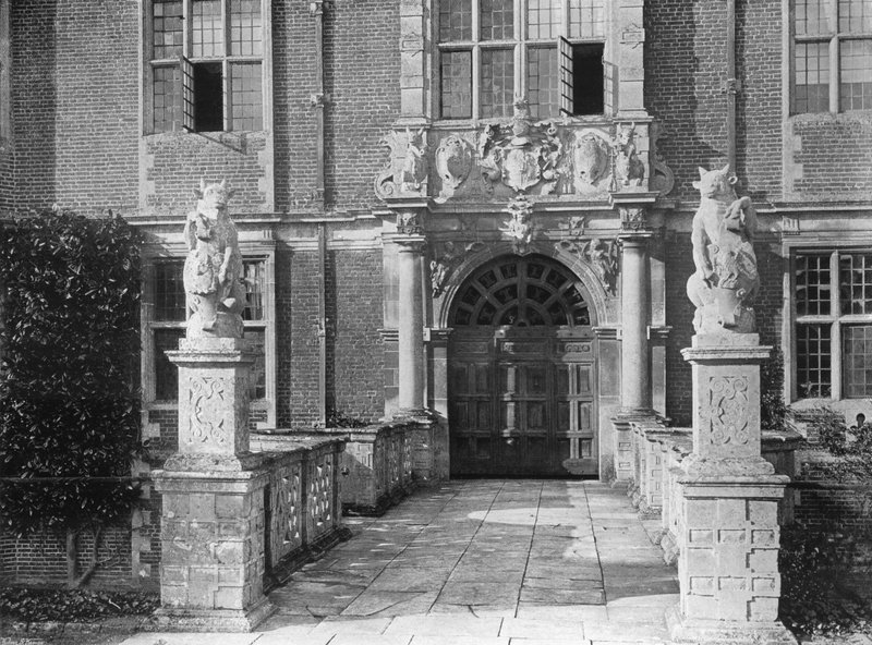 Verandaen og broen (s/h foto) af Charles Latham