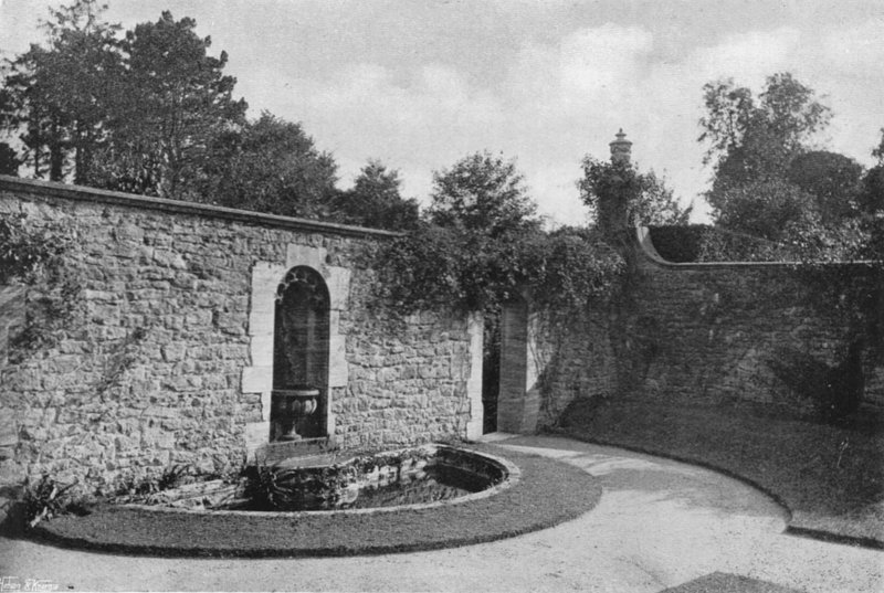 Rosenretten af Charles Latham