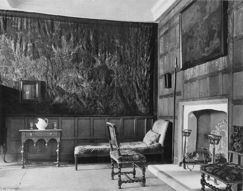 Tapestry-omklædningskammeret af Charles Latham