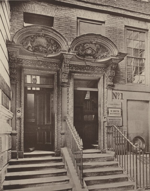 Two Doorways, Laurence Pountney Hill, East Central af Charles Latham