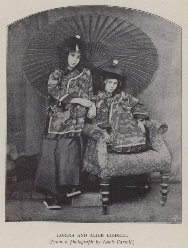 Lorina og Alice Liddell (s/h foto) af Charles Lutwidge Dodgson