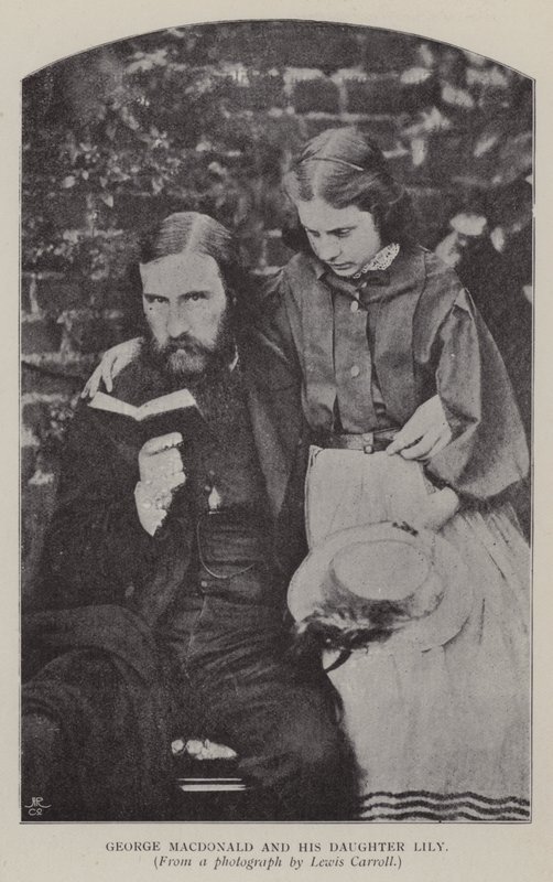 George Macdonald og hans datter Lily (s/h foto) af Charles Lutwidge Dodgson