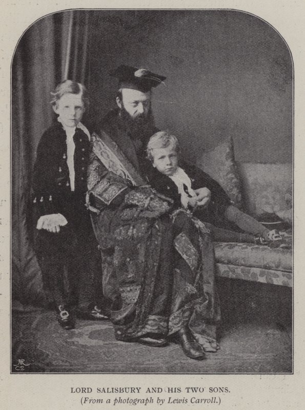 Lord Salisbury og hans to sønner (s/h foto) af Charles Lutwidge Dodgson