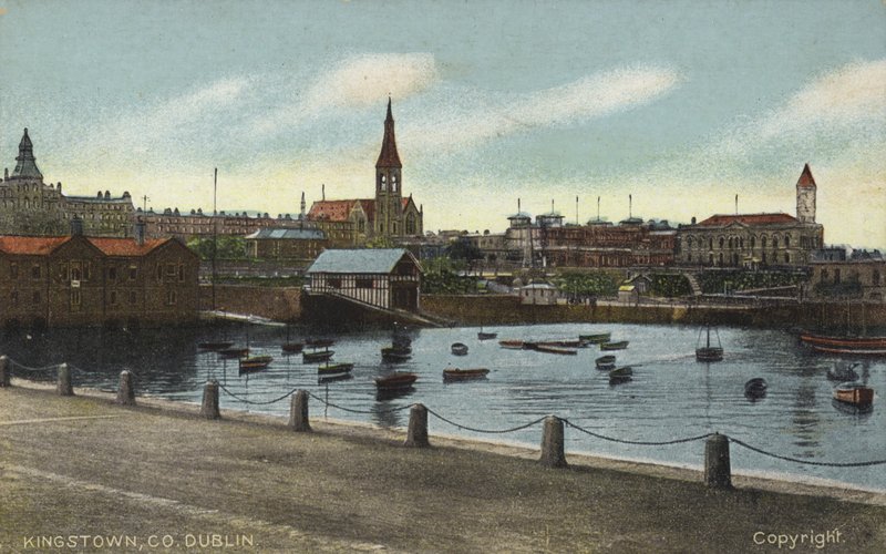 Dun Laoghaire Kingstown, County Dublin, Irland farvet foto af Desire Chaineux