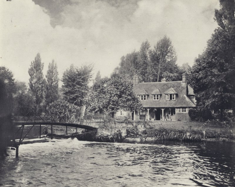 Thorney Weir Fishery House (s/h-foto) af Edward Alfred Barton