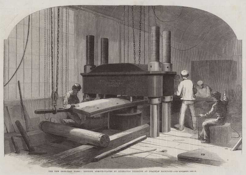 Den nye jernbeklædte flåde, der bøjer panserplader ved hydraulisk tryk på Chatham Dockyard af Edwin Weedon