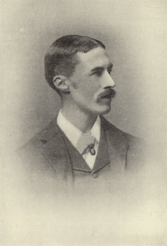 A E Housman, i London 1896 (s/h foto) af English Photographer
