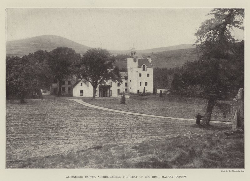 Abergeldie Castle, Aberdeenshire, sæde for hr. Hugh Mackay Gordon af English Photographer