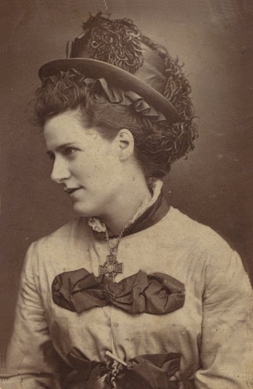Ada Cavendish af English Photographer