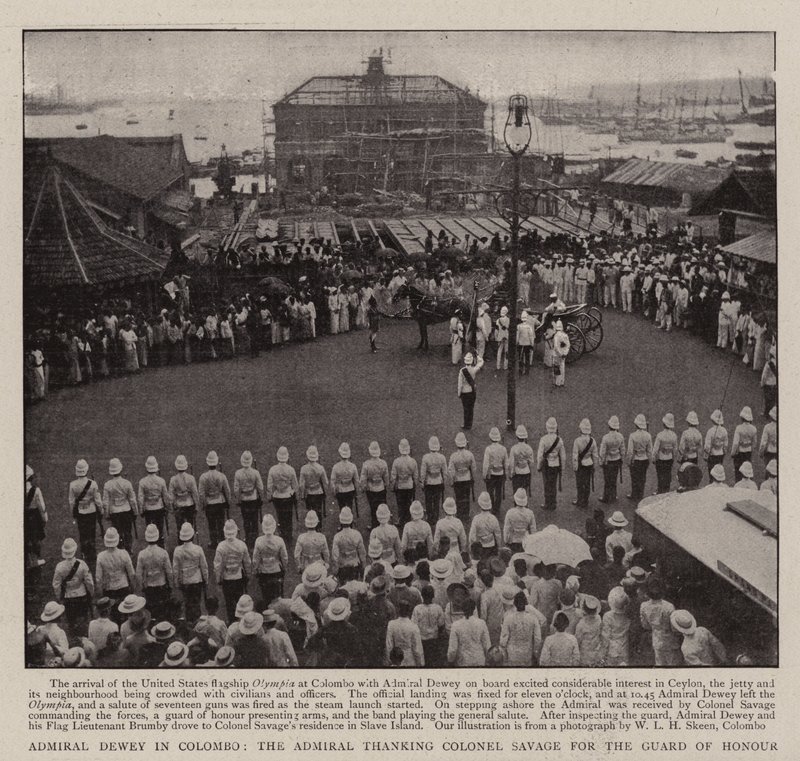 Admiral Dewey i Colombo, admiralen takker oberst Savage for æresvagten af English Photographer