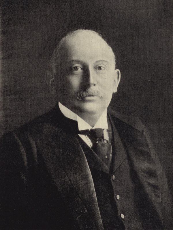 Alfred Beit af English Photographer
