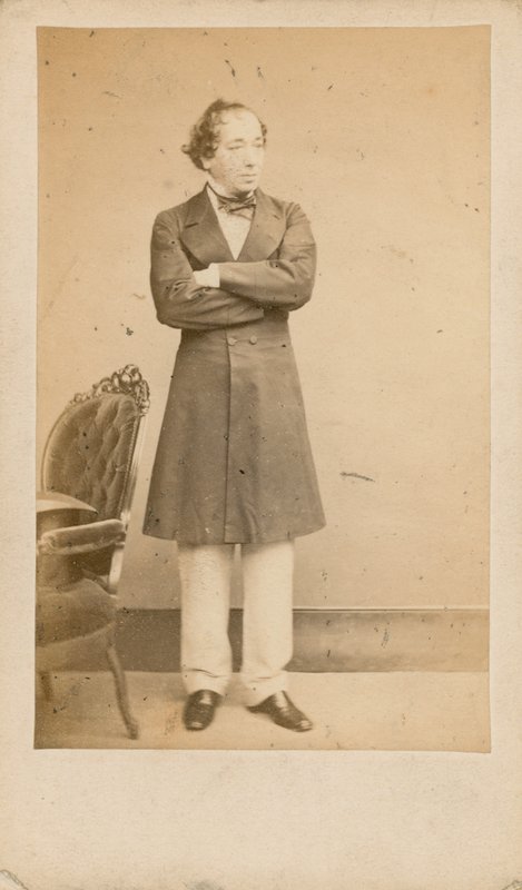 Benjamin disraeli af English Photographer