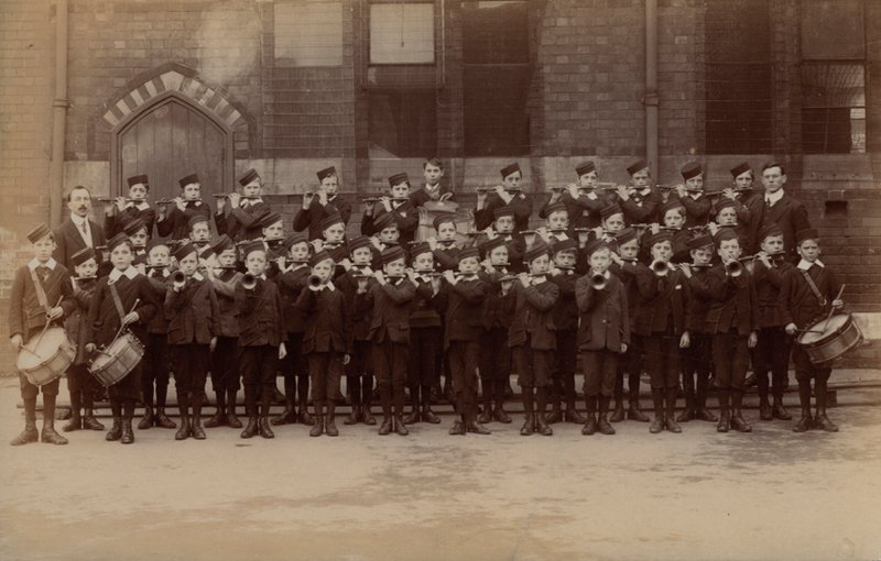 Boys Brigade Band, formentlig (s/h-billede) af English Photographer