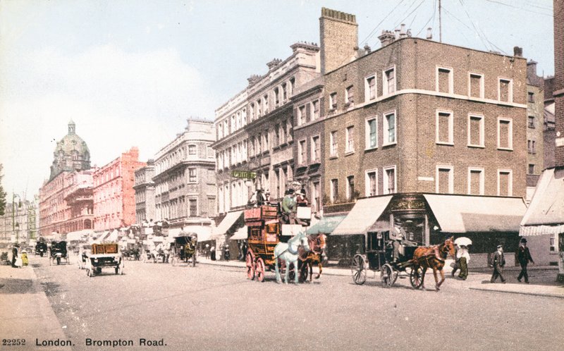 Brompton Road i London (farvet foto) af English Photographer