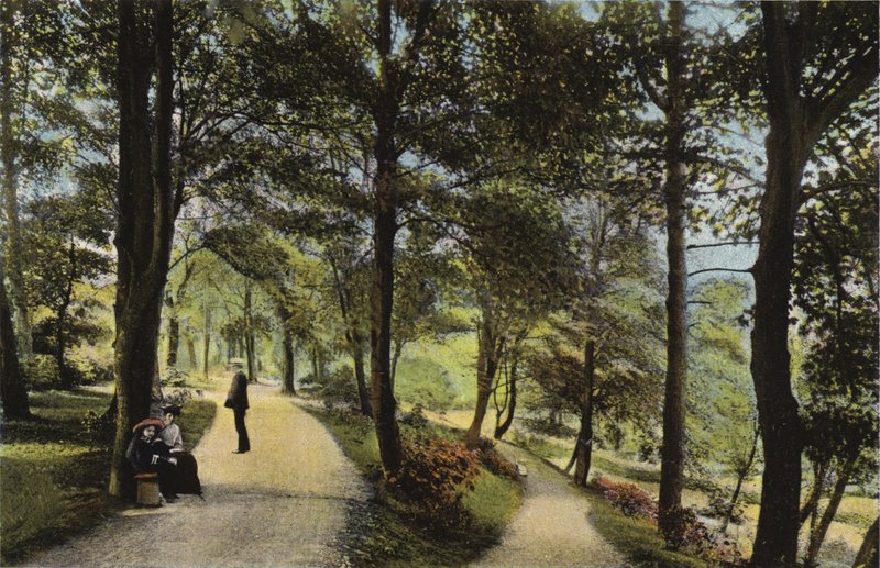 Buxton, Serpentine Walk af English Photographer