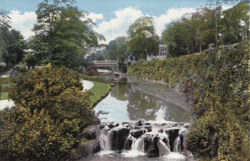Buxton, Haverne og Vandfaldet af English Photographer