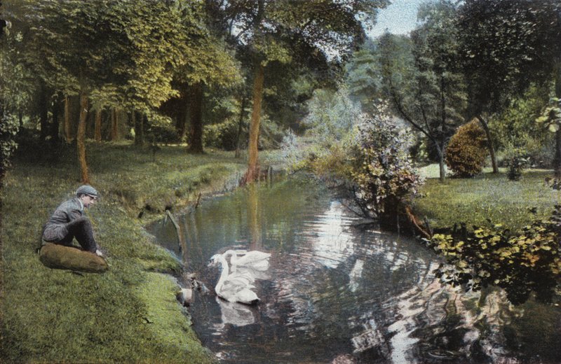 Buxton, The Serpentine Walk af English Photographer