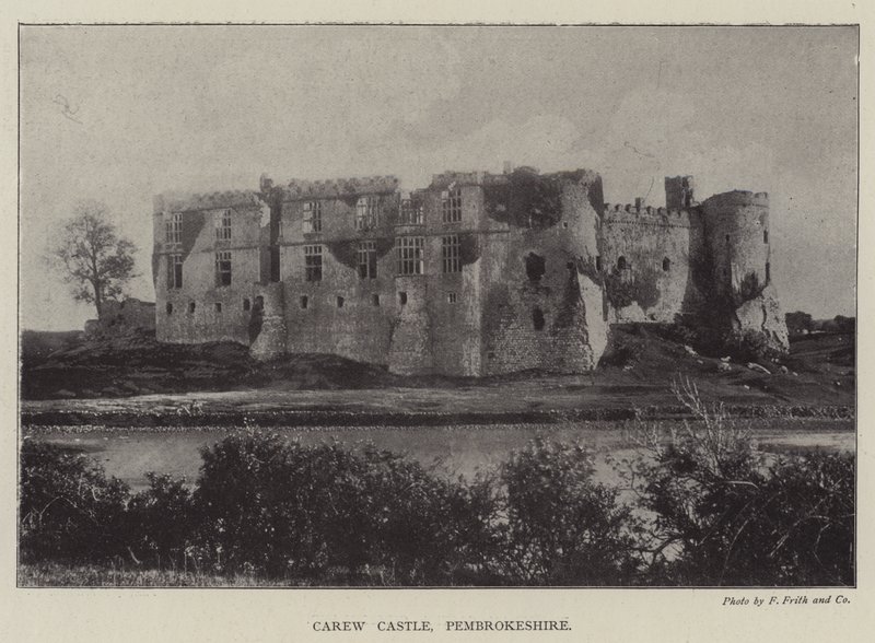 Carew Castle, Pembrokeshire af English Photographer