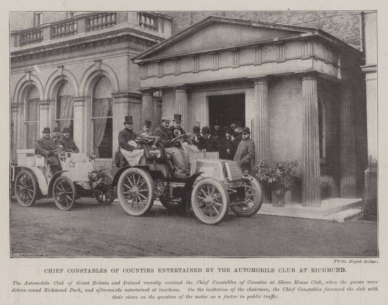 Chief Constable of Counties underholdt af Automobile Club i Richmond af English Photographer